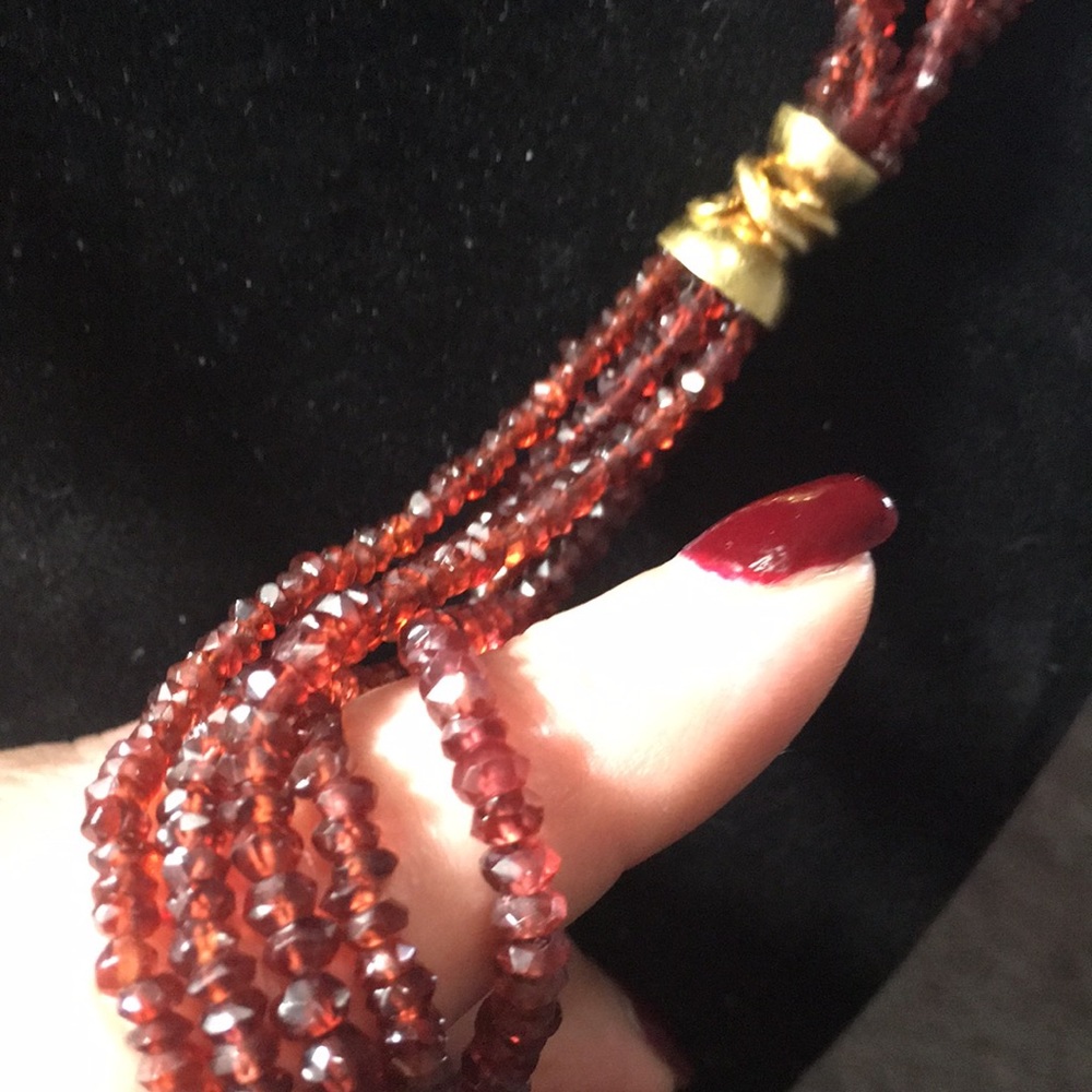 Designer Rajola 18k Mozambique Garnet Necklace